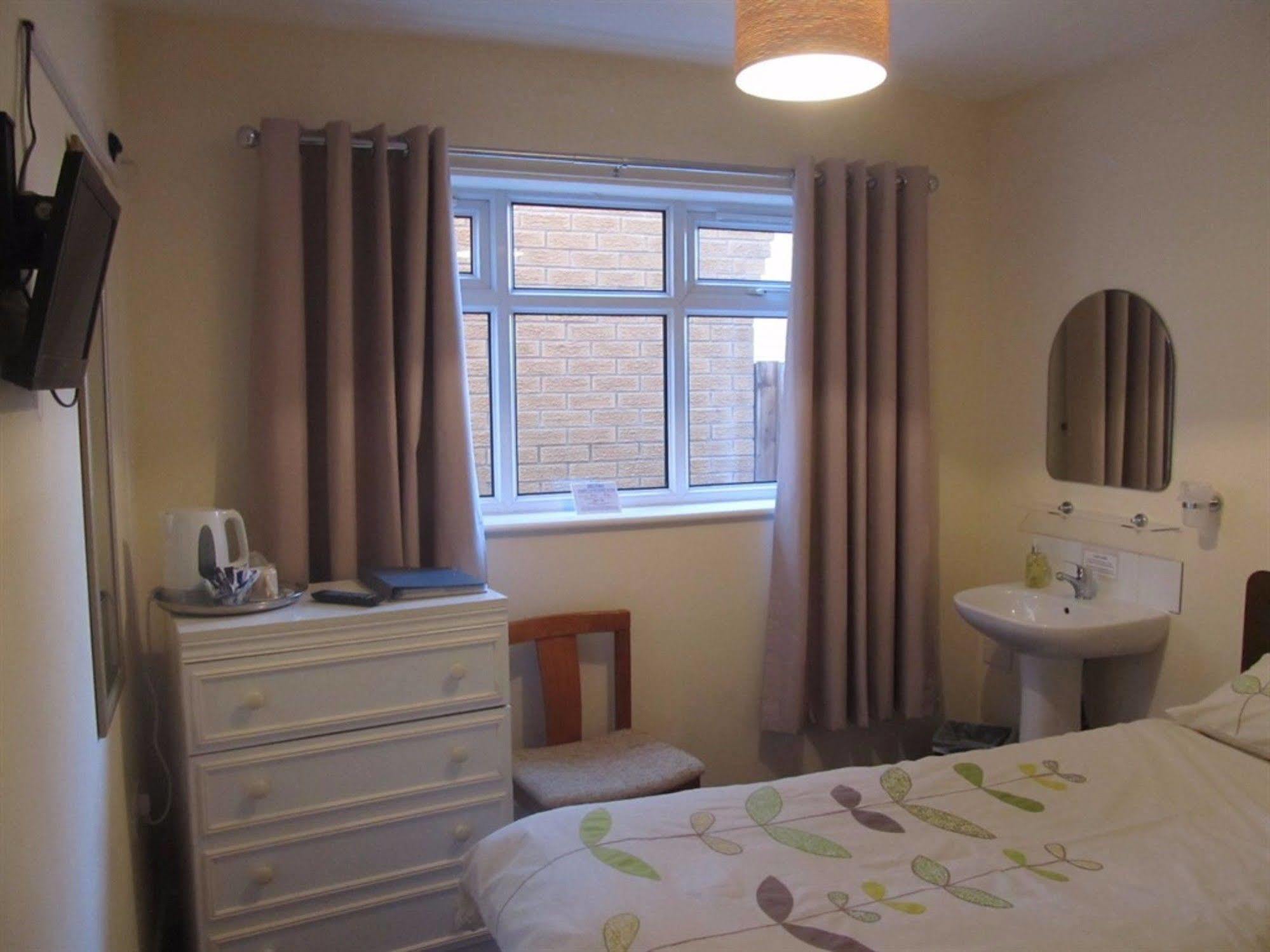 Aaron Lodge Guest House Leicester Eksteriør bilde